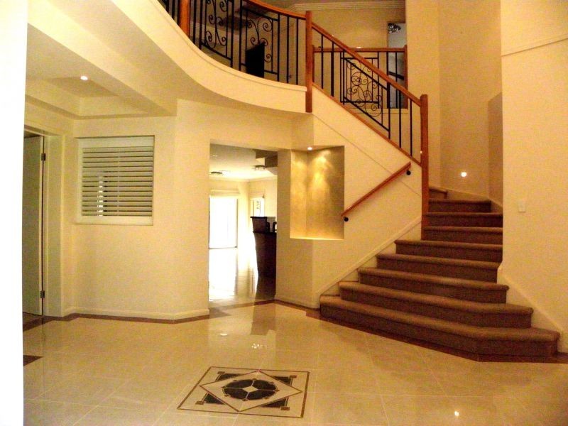1030. Lakeview Terrace, Benowa QLD 4217