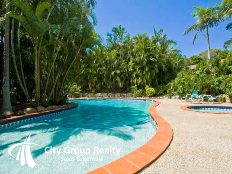 90 ‘Sandringham’ 100 Racecourse Drive, Bundall QLD 4217