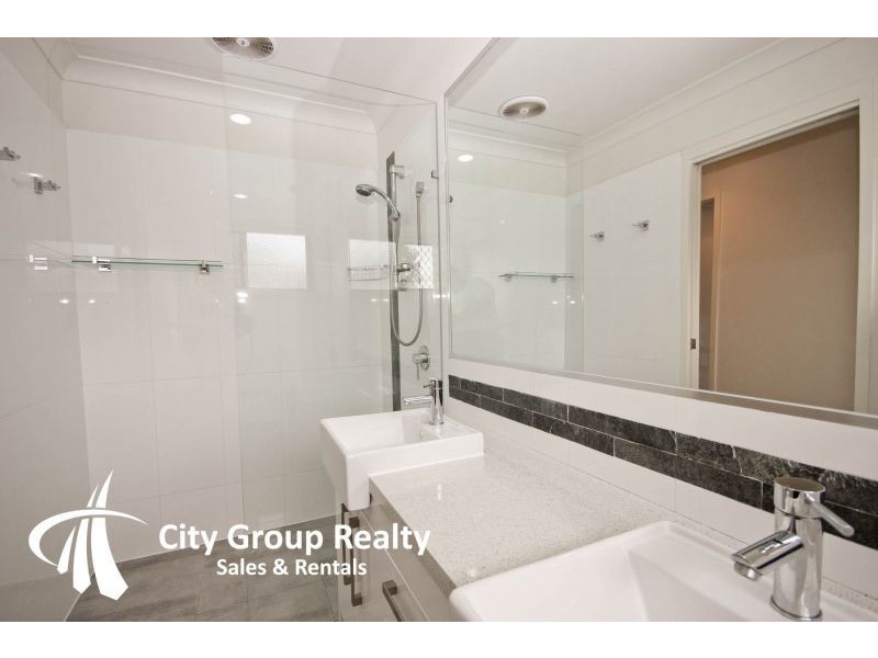 1 14 Styer Circuit, Burleigh Waters QLD 4220