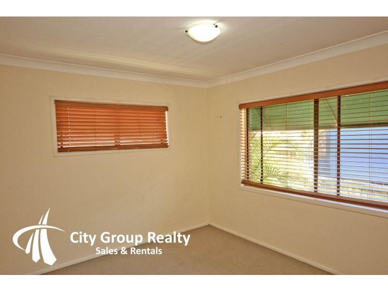 25 Shirley Street, Southport QLD 4215