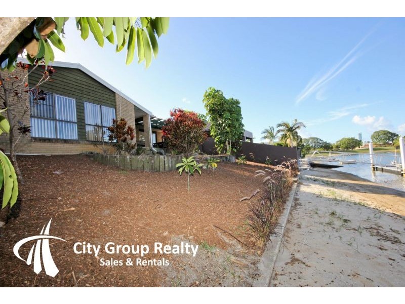 174 Rio Vista Boulevard, Broadbeach Waters QLD 4218