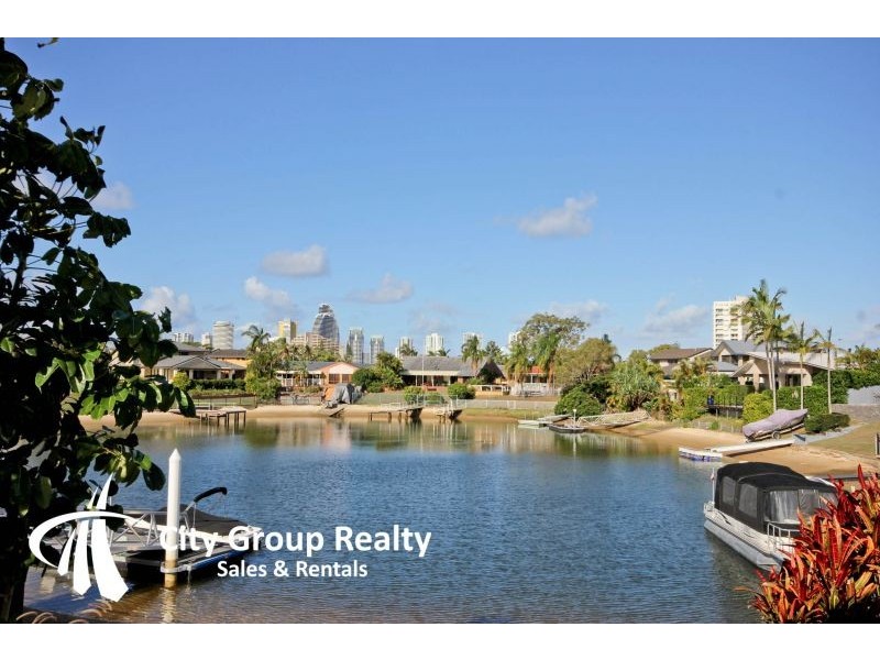 174 Rio Vista Boulevard, Broadbeach Waters QLD 4218