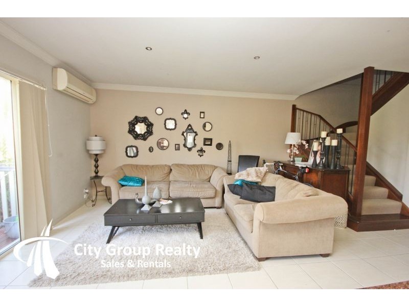 55 Paradise Springs Avenue, Robina QLD 4226