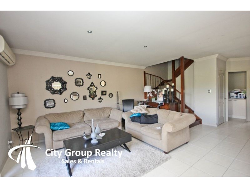 55 Paradise Springs Avenue, Robina QLD 4226