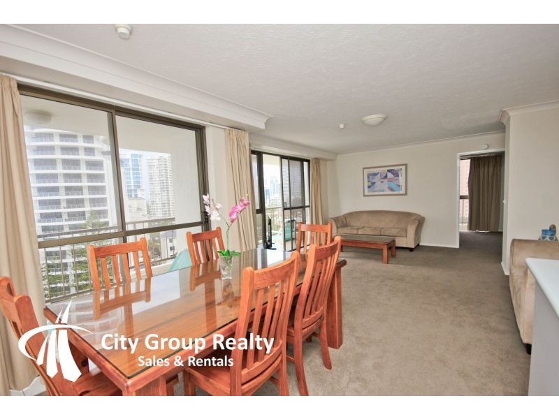 4 Britannia Avenue, Broadbeach QLD 4218