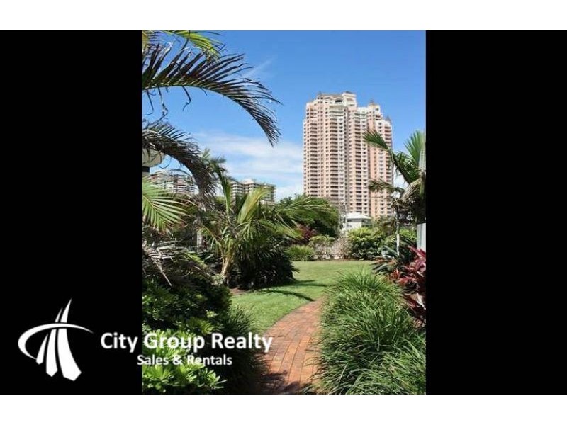 4 Britannia Avenue, Broadbeach QLD 4218