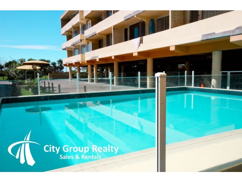 136 Old Burleigh Road, Broadbeach QLD 4218