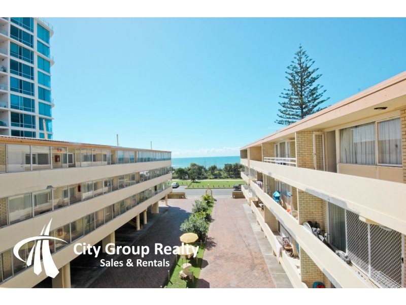 136 Old Burleigh Road, Broadbeach QLD 4218