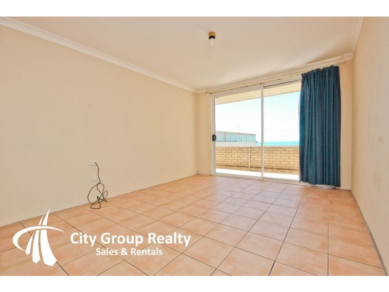 136 Old Burleigh Road, Broadbeach QLD 4218