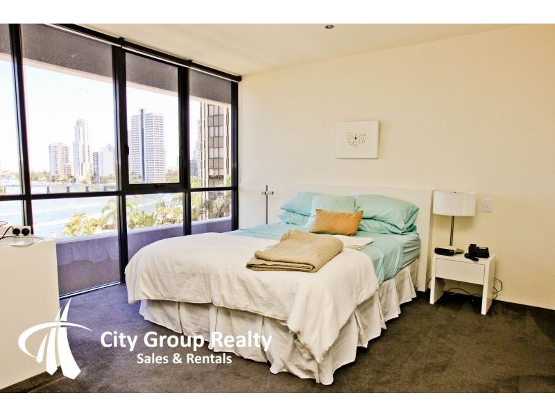 4 “Avalon” Wahroonga Street, Surfers Paradise QLD 4217