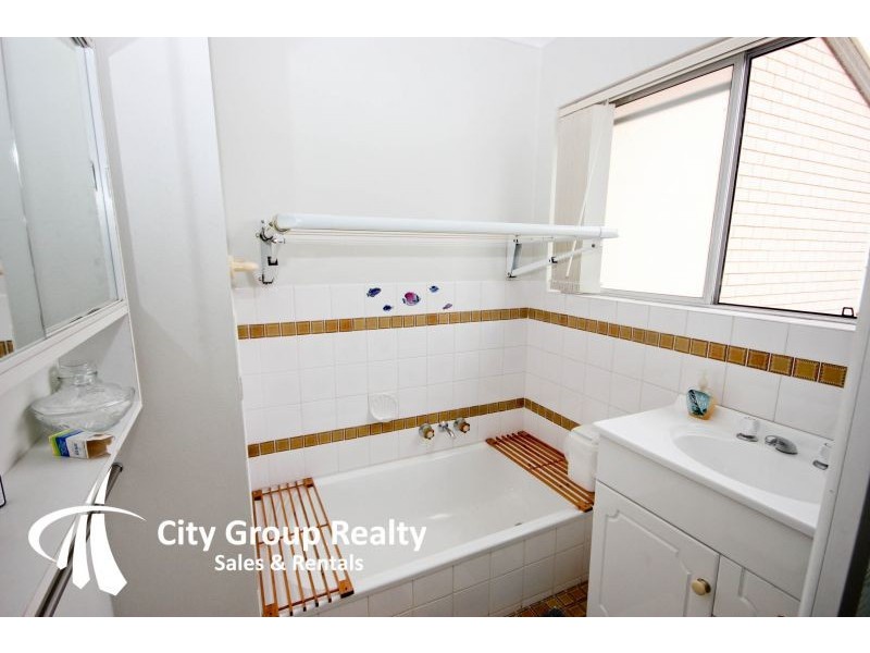 5 Christine Avenue, Miami QLD 4220