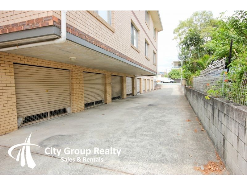 5 Christine Avenue, Miami QLD 4220