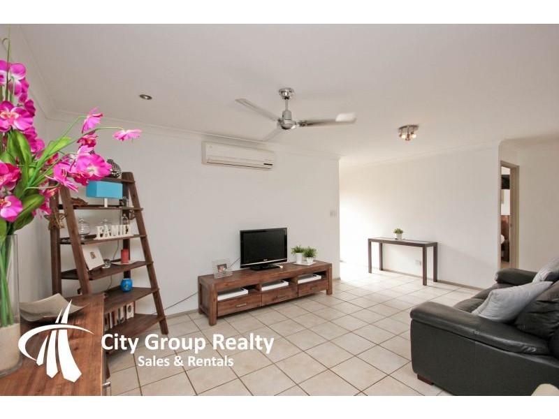 2/68 Galeen Drive, Burleigh Waters QLD 4220