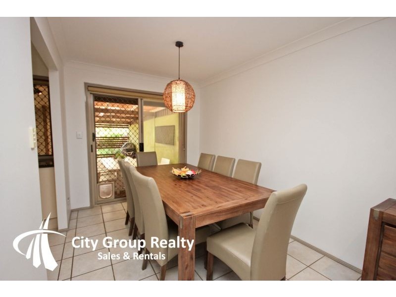 2/68 Galeen Drive, Burleigh Waters QLD 4220