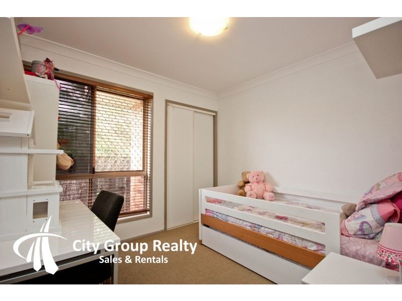 2/68 Galeen Drive, Burleigh Waters QLD 4220