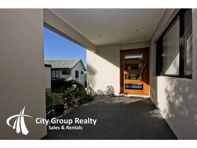 153 K P Mcgrath Drive, Elanora QLD 4221