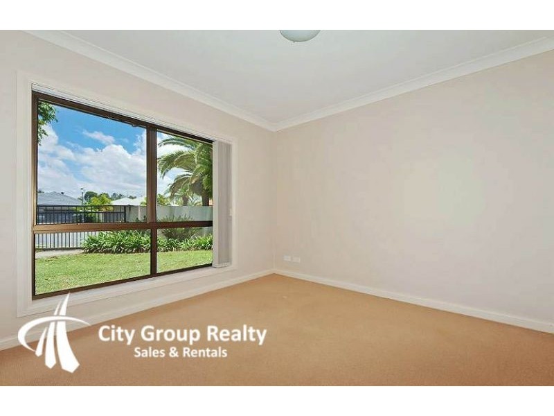 24 Redbud Lane, Robina QLD 4226