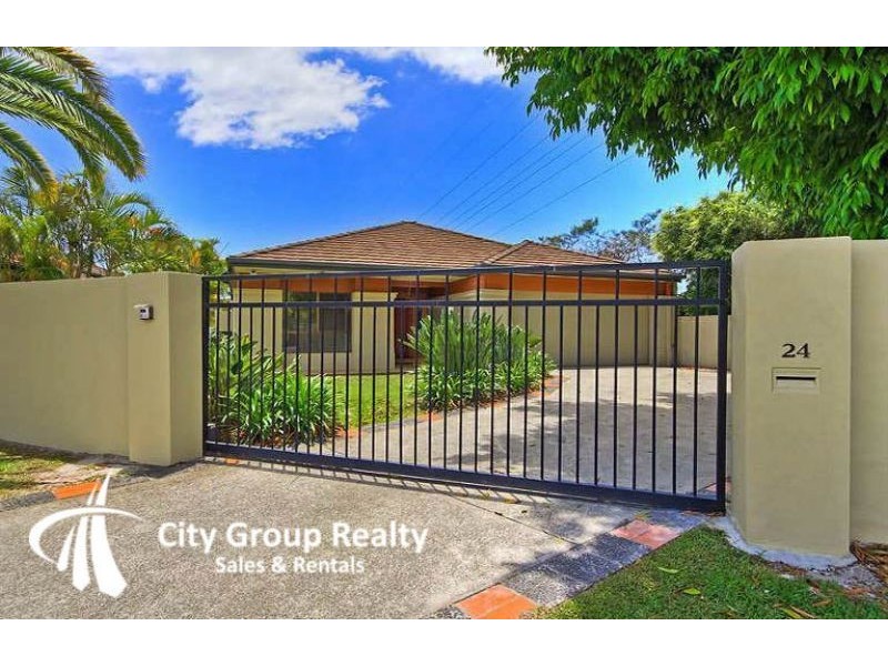 24 Redbud Lane, Robina QLD 4226
