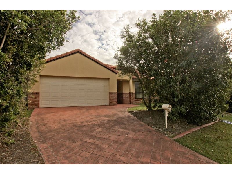 2/1 Eugenia Circuit, Robina QLD 4226