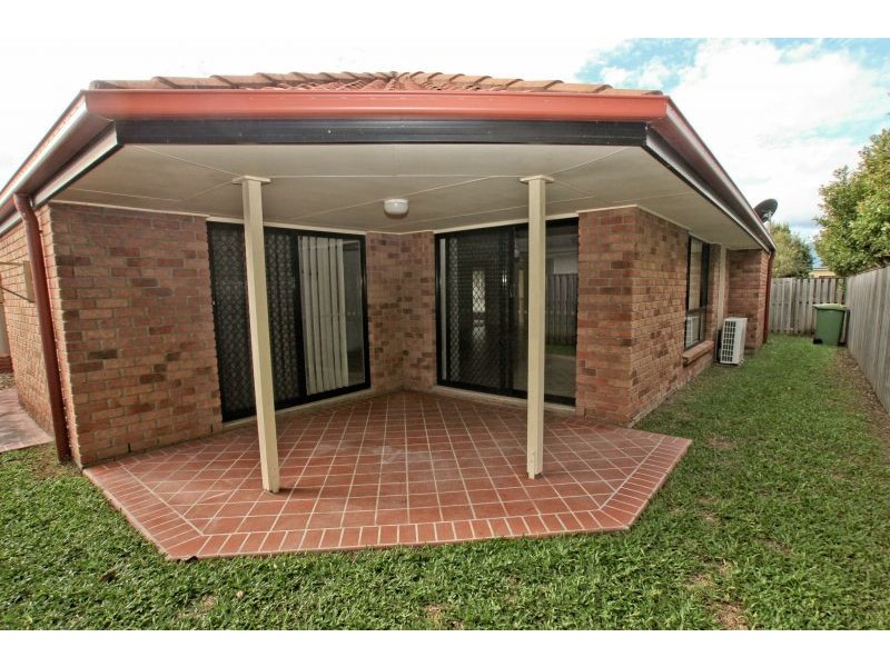 2/1 Eugenia Circuit, Robina QLD 4226