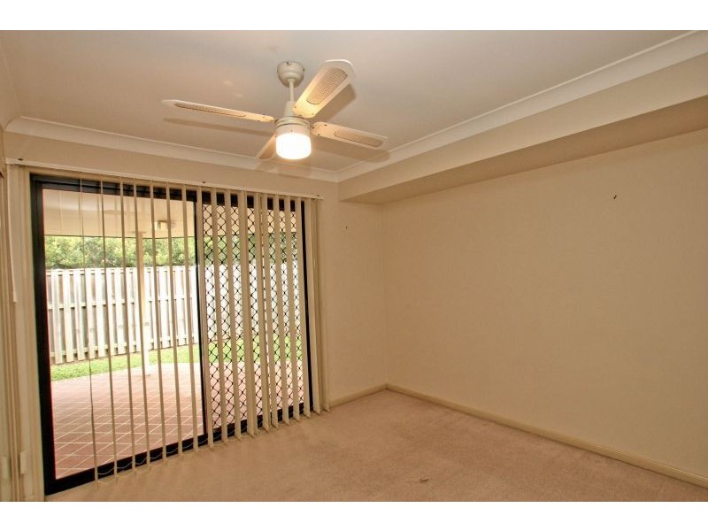 2/1 Eugenia Circuit, Robina QLD 4226