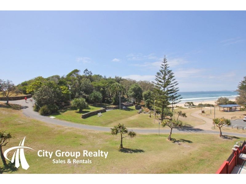 3 Brakes Crescent, Miami QLD 4220