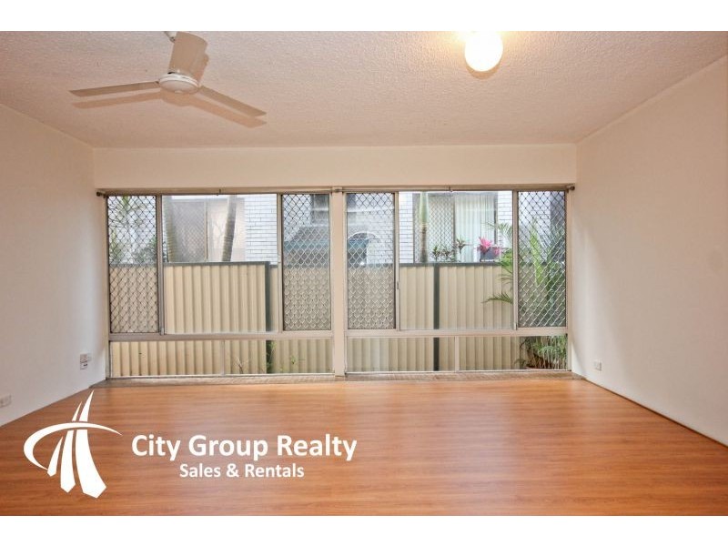 39 Old Burleigh Road, Surfers Paradise QLD 4217