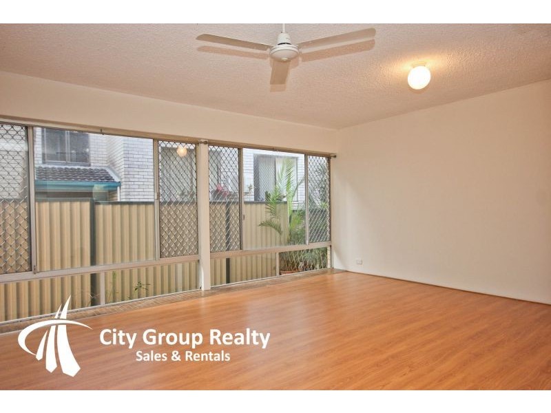 39 Old Burleigh Road, Surfers Paradise QLD 4217