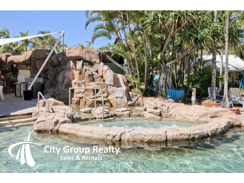 130/10 Alexandra Avenue, Broadbeach QLD 4218