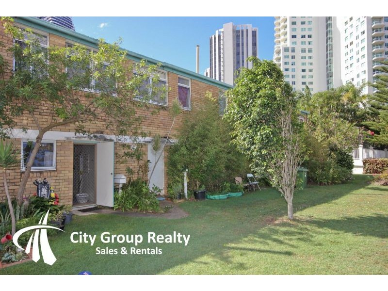 15 George Avenue, Broadbeach QLD 4218