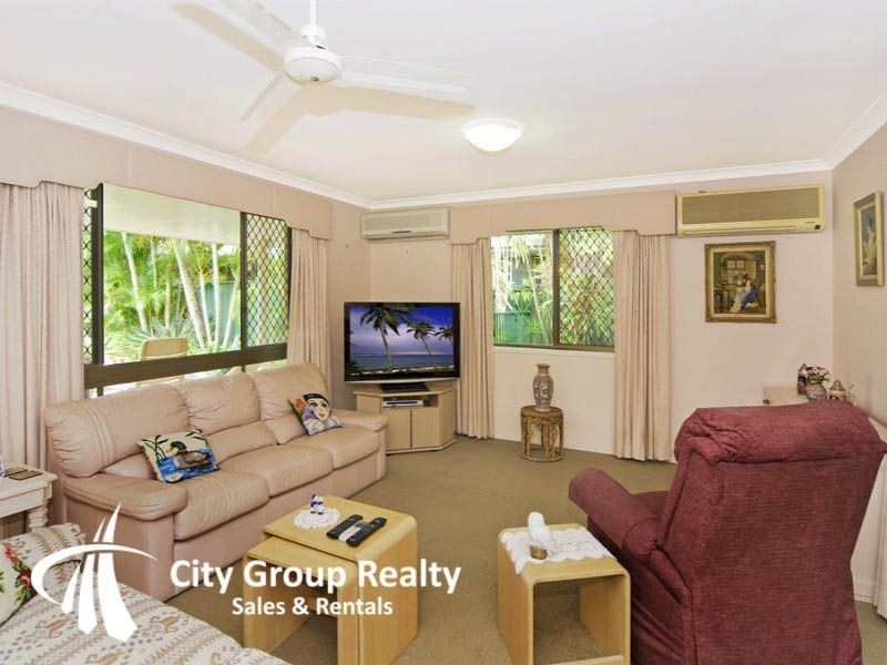 31 Manakin Avenue, Burleigh Waters QLD 4220