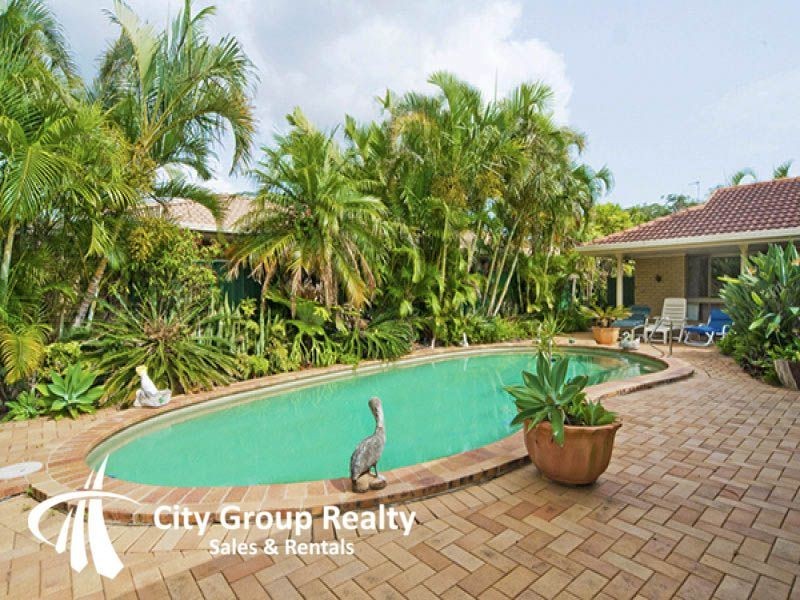 31 Manakin Avenue, Burleigh Waters QLD 4220