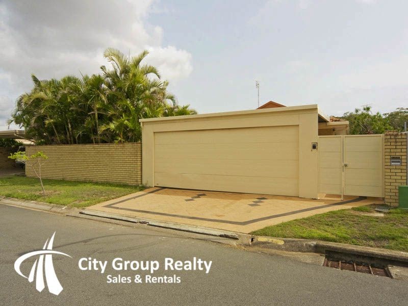 31 Manakin Avenue, Burleigh Waters QLD 4220