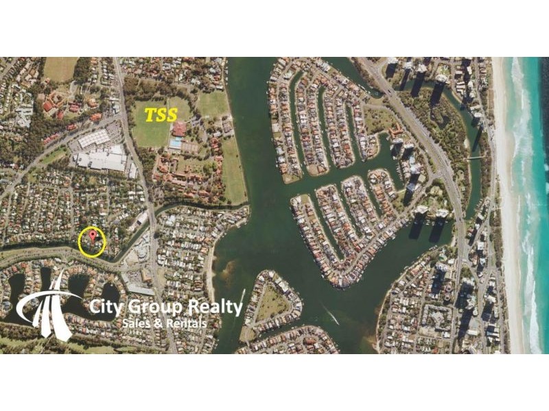 8 Wistaria Avenue, Southport QLD 4215