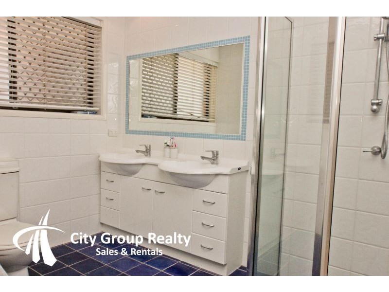 3/13 Wharf Road, Broadbeach QLD 4218