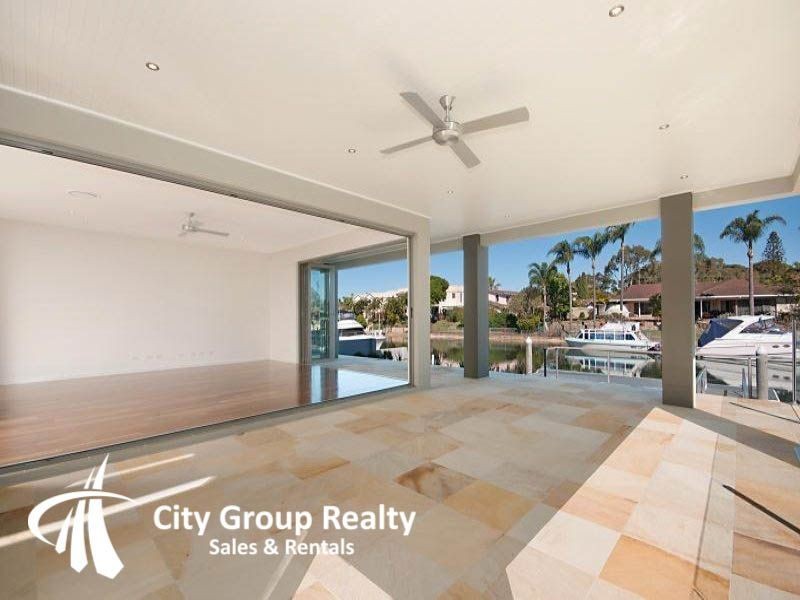 74 Gibraltar Drive, Isle Of Capri QLD 4217