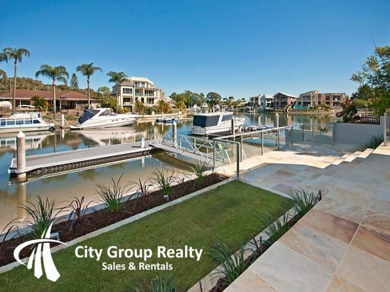 74 Gibraltar Drive, Isle Of Capri QLD 4217