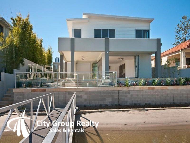 74 Gibraltar Drive, Isle Of Capri QLD 4217