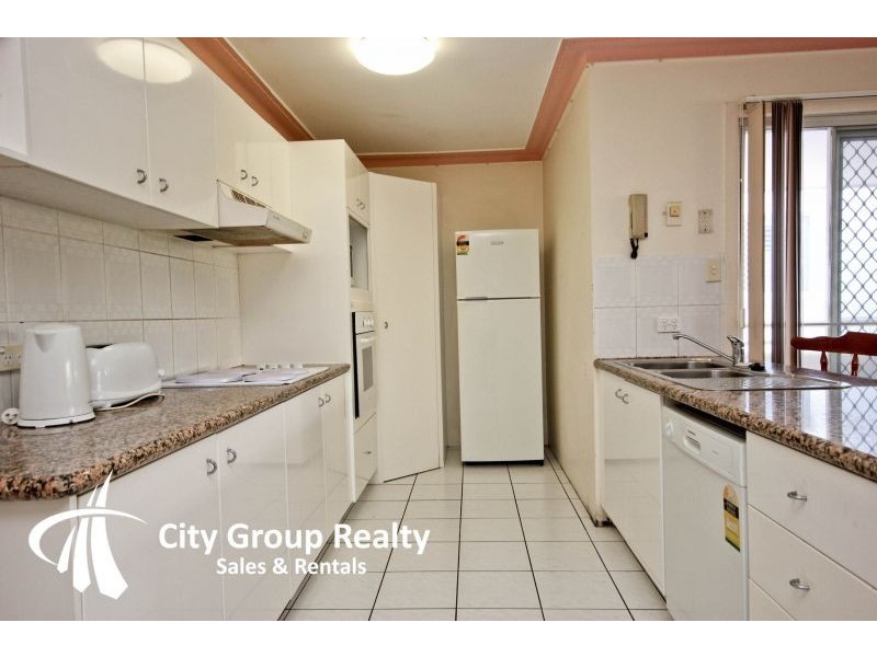 8/55-56 Paradise Island, Surfers Paradise QLD 4217
