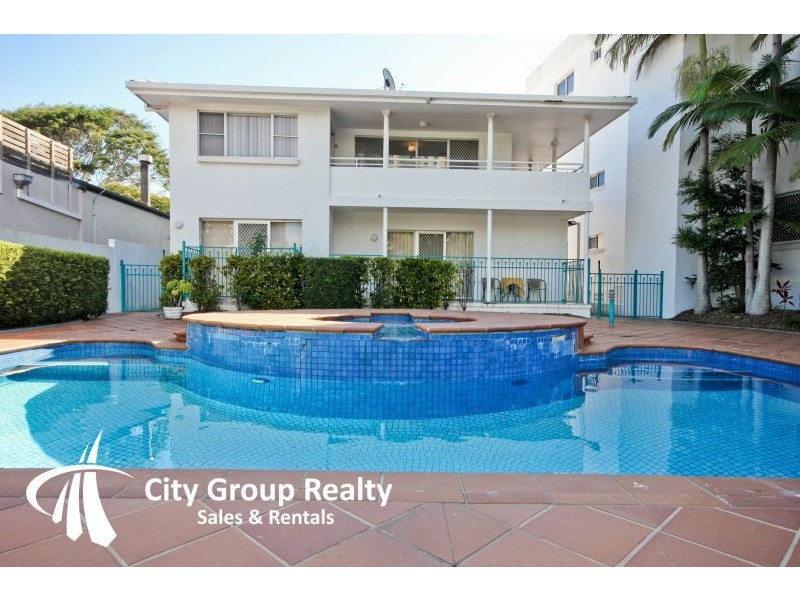 8/55-56 Paradise Island, Surfers Paradise QLD 4217