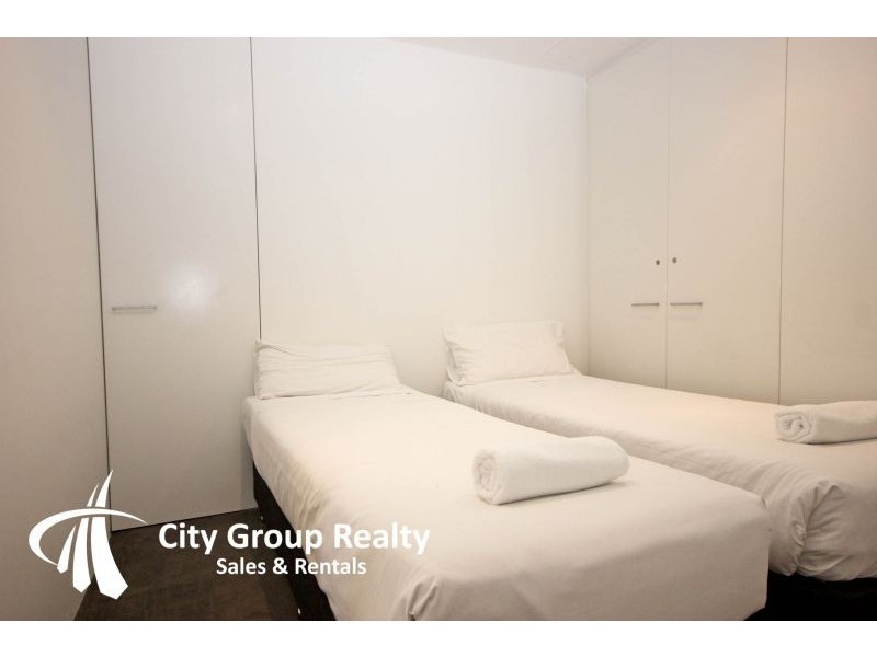 9 Ferny Av, Surfers Paradise QLD 4217