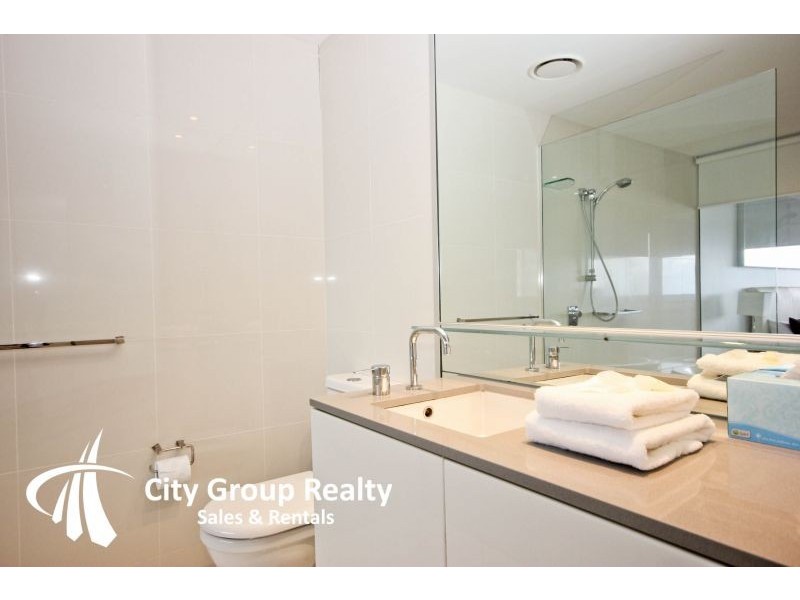 9 Ferny Av, Surfers Paradise QLD 4217