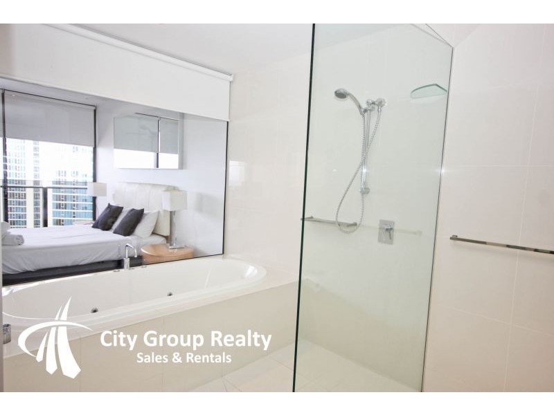 9 Ferny Av, Surfers Paradise QLD 4217