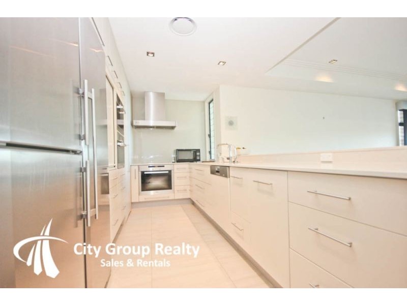 1/287 Stanhill Drive, Chevron Island QLD 4217