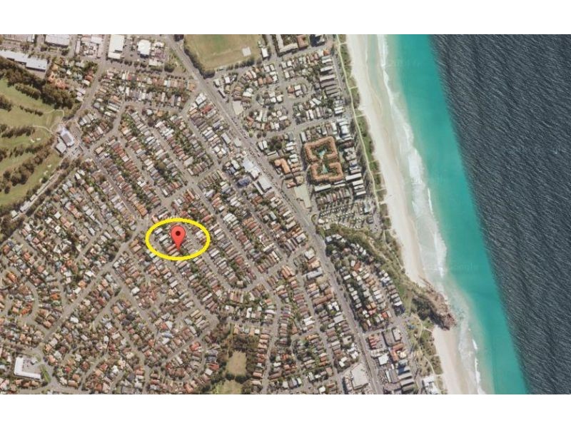 55 Albion Avenue, Miami QLD 4220