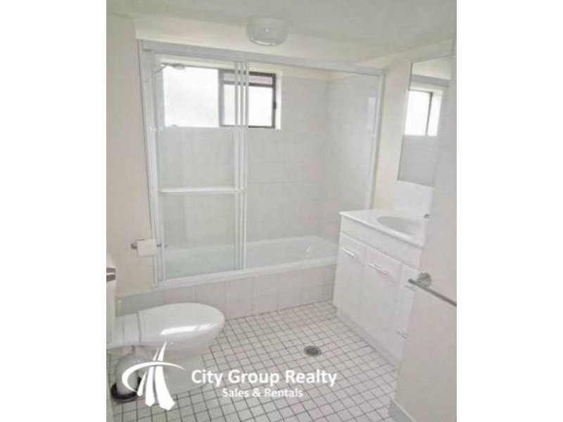 26 Lather Street, Southport QLD 4215