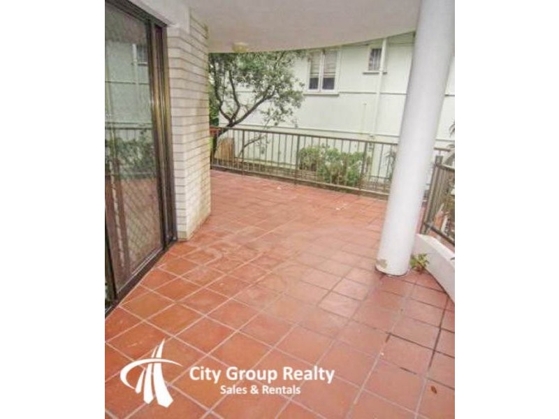 26 Lather Street, Southport QLD 4215