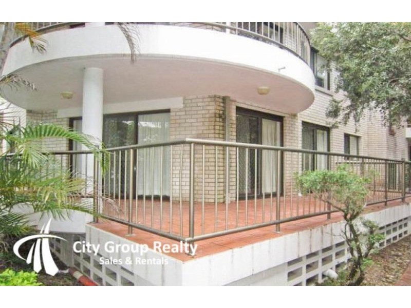 26 Lather Street, Southport QLD 4215