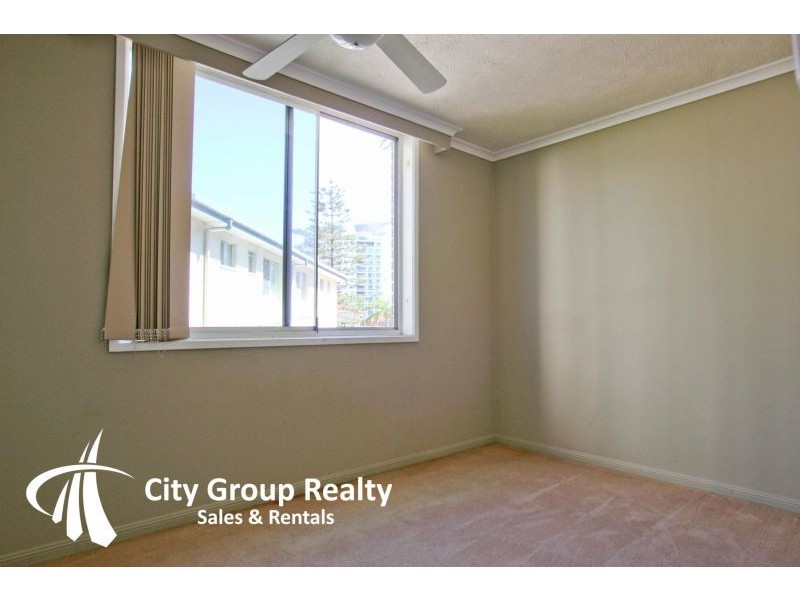 9/10 Aubrey Street, Surfers Paradise QLD 4217