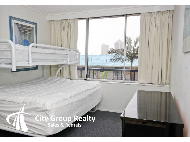 401/67 ‘Centrepoint Resort’ Ferny Ave, Surfers Paradise QLD 4217